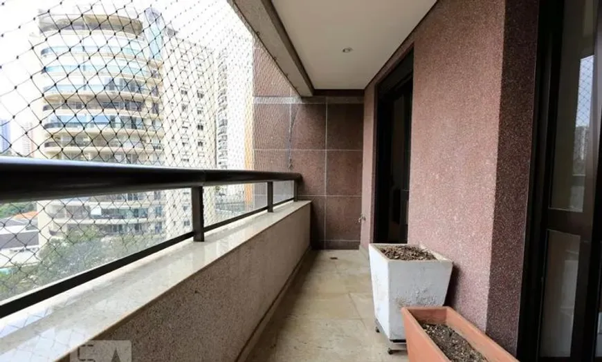 Foto 1 de Apartamento com 3 Quartos à venda, 142m² em Vila Suzana, São Paulo