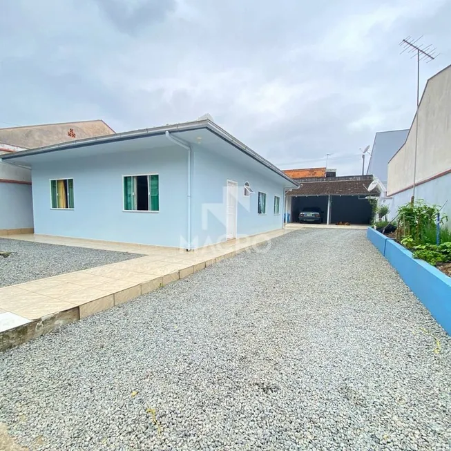 Foto 1 de Casa com 3 Quartos à venda, 122m² em Tifa Martins, Jaraguá do Sul