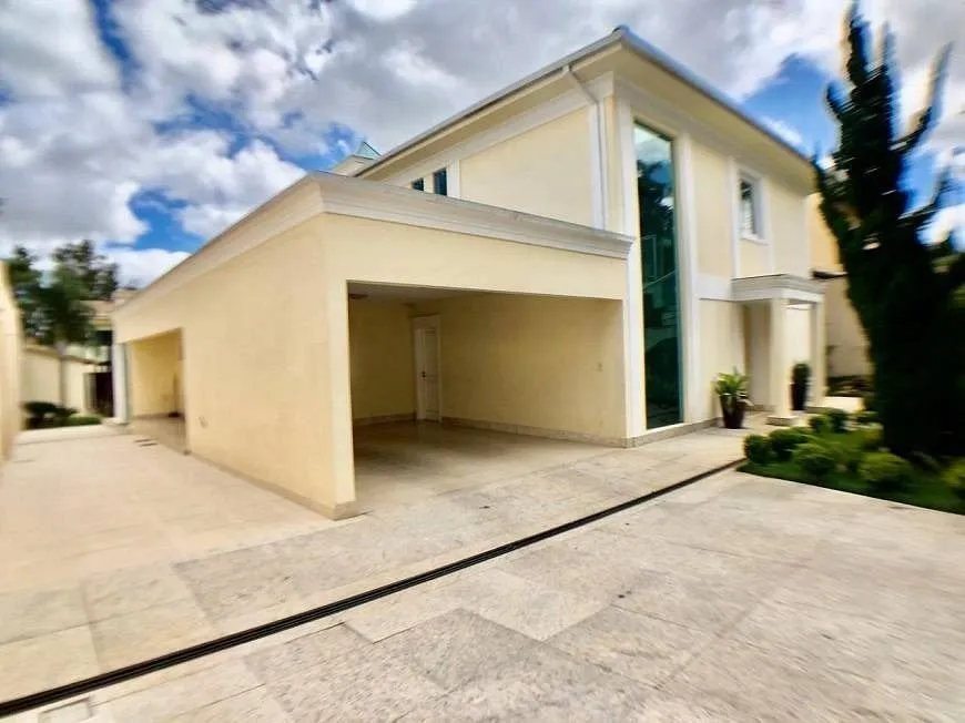 Foto 1 de Casa com 3 Quartos à venda, 439m² em Bandeirantes, Belo Horizonte