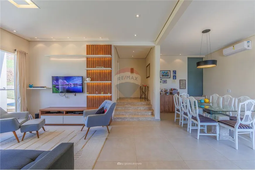 Foto 1 de Casa com 3 Quartos à venda, 229m² em Condominio Picollo Villaggio, Louveira