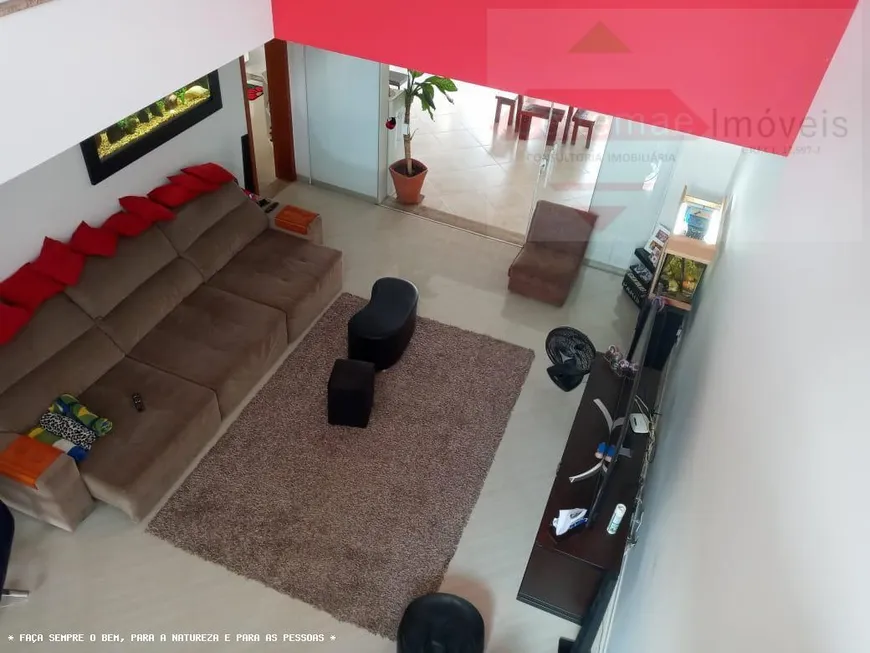 Foto 1 de Sobrado com 4 Quartos à venda, 270m² em , Tremembé