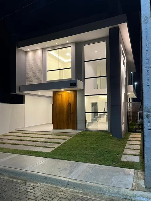 Foto 1 de Casa de Condomínio com 3 Quartos à venda, 145m² em Parque São Benedito, Campos dos Goytacazes