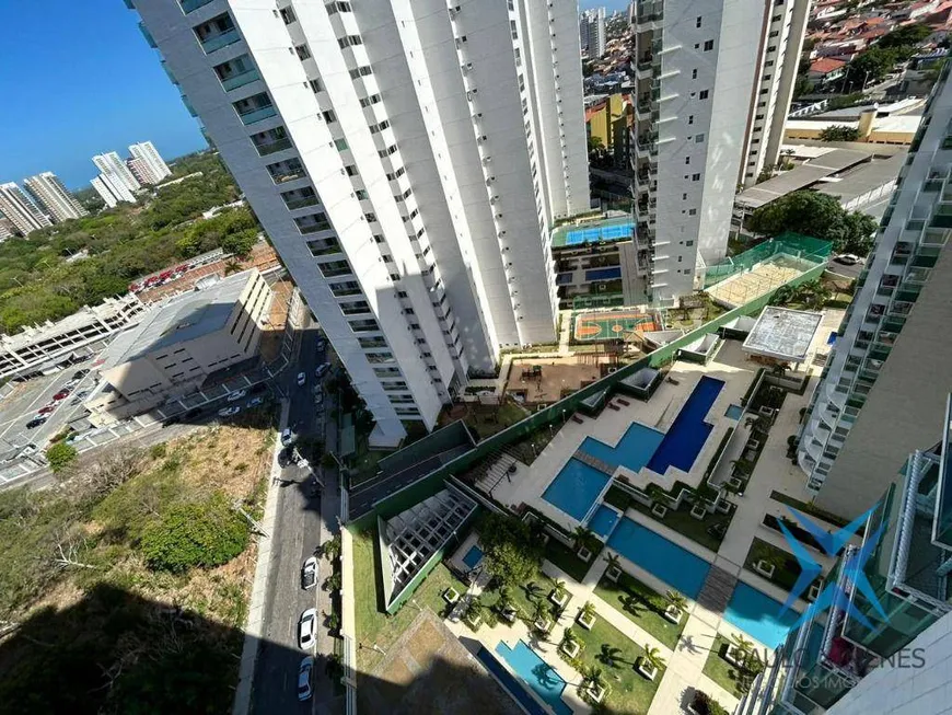 Foto 1 de Apartamento com 4 Quartos à venda, 104m² em Guararapes, Fortaleza