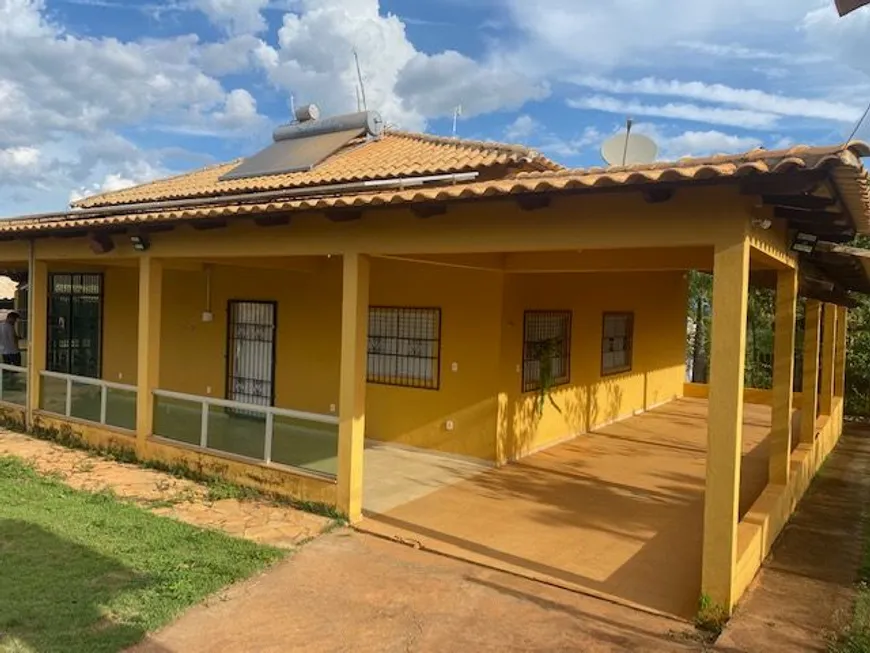 Foto 1 de Fazenda/Sítio com 5 Quartos à venda, 1000m² em Almeida, Jaboticatubas