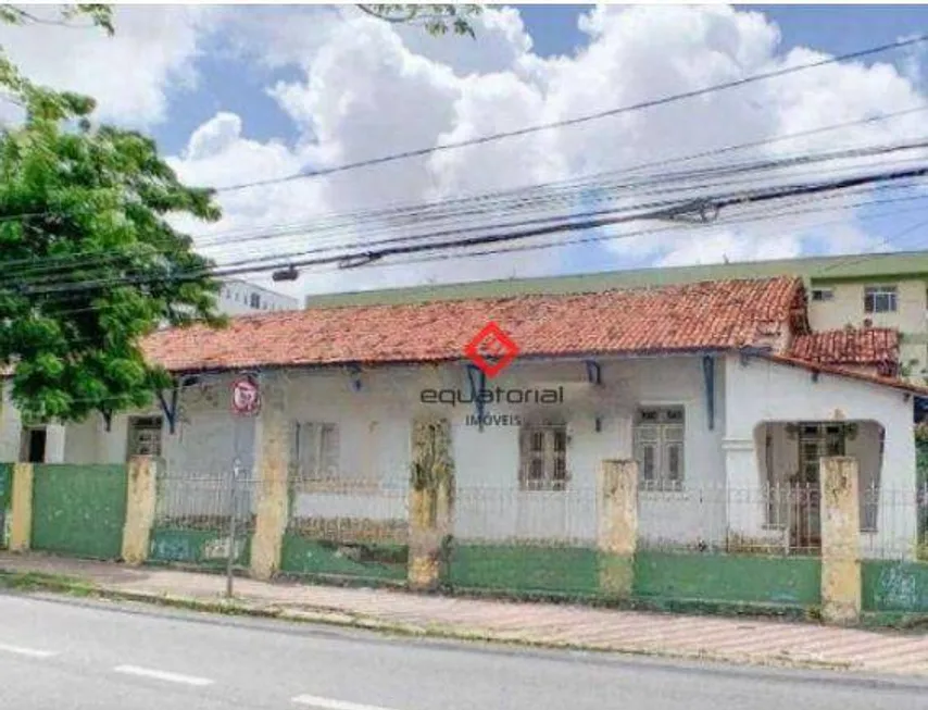 Foto 1 de Casa com 4 Quartos à venda, 869m² em José Bonifácio, Fortaleza