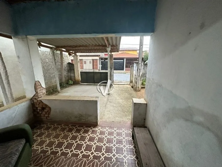 Foto 1 de Casa com 2 Quartos à venda, 70m² em Bela Vista, Pindamonhangaba