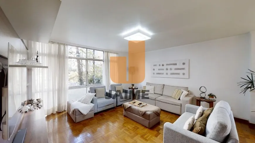Foto 1 de Apartamento com 3 Quartos à venda, 194m² em Higienópolis, São Paulo