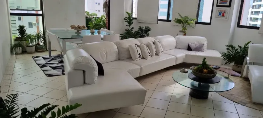 Foto 1 de Apartamento com 3 Quartos à venda, 125m² em Boa Viagem, Recife