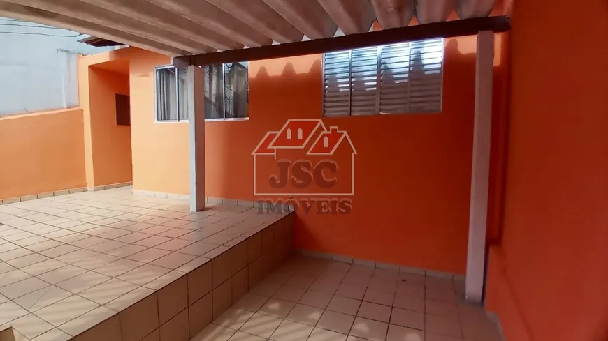 Foto 1 de Casa com 3 Quartos à venda, 104m² em Nova Gerti, São Caetano do Sul