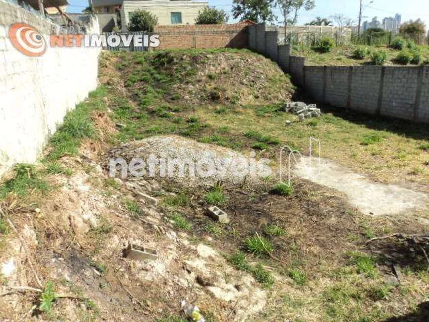 Foto 1 de Lote/Terreno à venda, 687m² em Estoril, Belo Horizonte