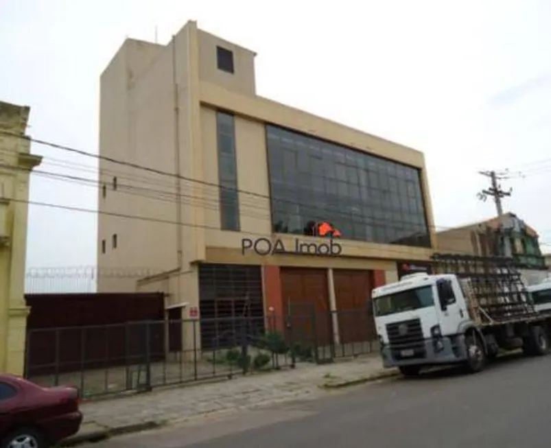 Foto 1 de Galpão/Depósito/Armazém para alugar, 900m² em São Geraldo, Porto Alegre