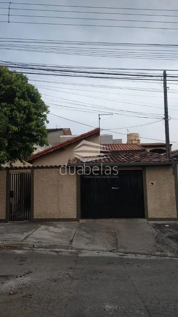 Foto 1 de Casa com 3 Quartos à venda, 90m² em Parque Residencial Nova Caçapava, Caçapava