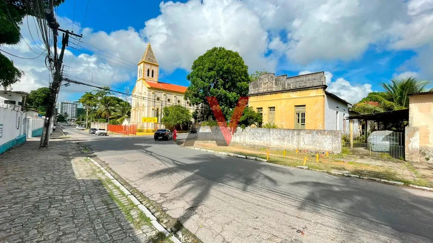 Foto 1 de Casa com 4 Quartos à venda, 250m² em Sancho, Recife