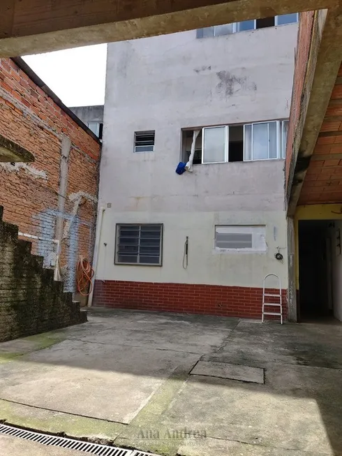 Foto 1 de Casa com 2 Quartos à venda, 270m² em Jardim Oliveiras, Taboão da Serra