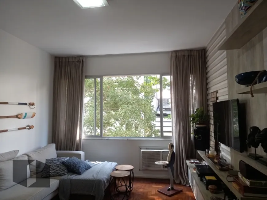 Foto 1 de Apartamento com 3 Quartos à venda, 98m² em Leblon, Rio de Janeiro