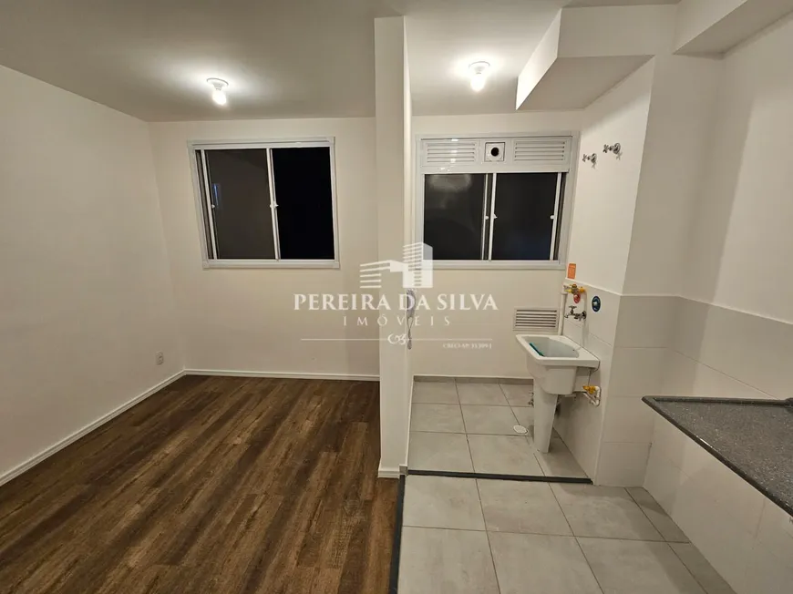 Foto 1 de Apartamento com 2 Quartos à venda, 44m² em Parque Maria Helena, São Paulo