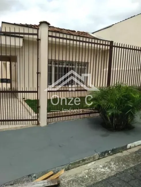 Foto 1 de Casa com 1 Quarto à venda, 156m² em Vila Galvão, Guarulhos