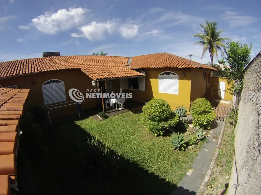 Foto 1 de Casa com 5 Quartos à venda, 290m² em São Luíz, Belo Horizonte