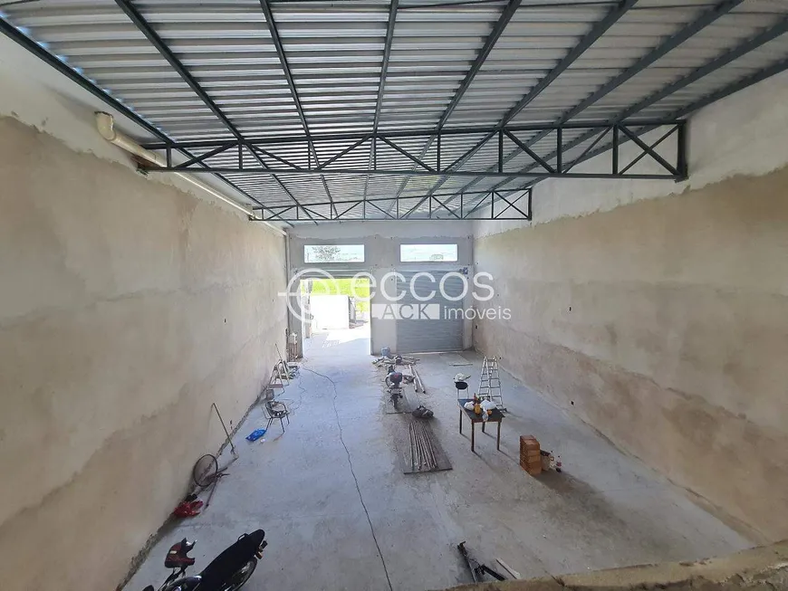 Foto 1 de à venda, 250m² em Loteamento Monte Hebron, Uberlândia