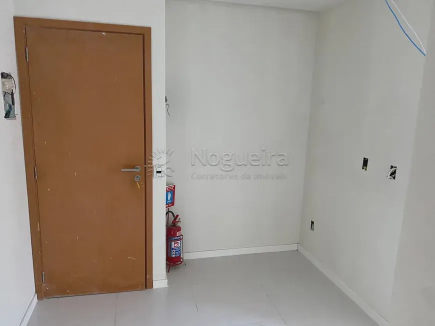 Foto 1 de Imóvel Comercial com 1 Quarto à venda, 31m² em Casa Forte, Recife