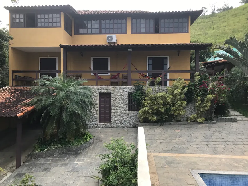 Foto 1 de Casa com 7 Quartos à venda, 404m² em Parque Tamariz, Iguaba Grande