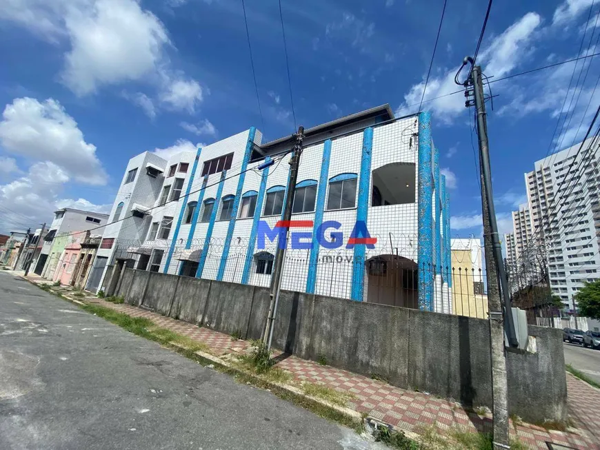 Foto 1 de Imóvel Comercial com 3 Quartos para venda ou aluguel, 621m² em Benfica, Fortaleza