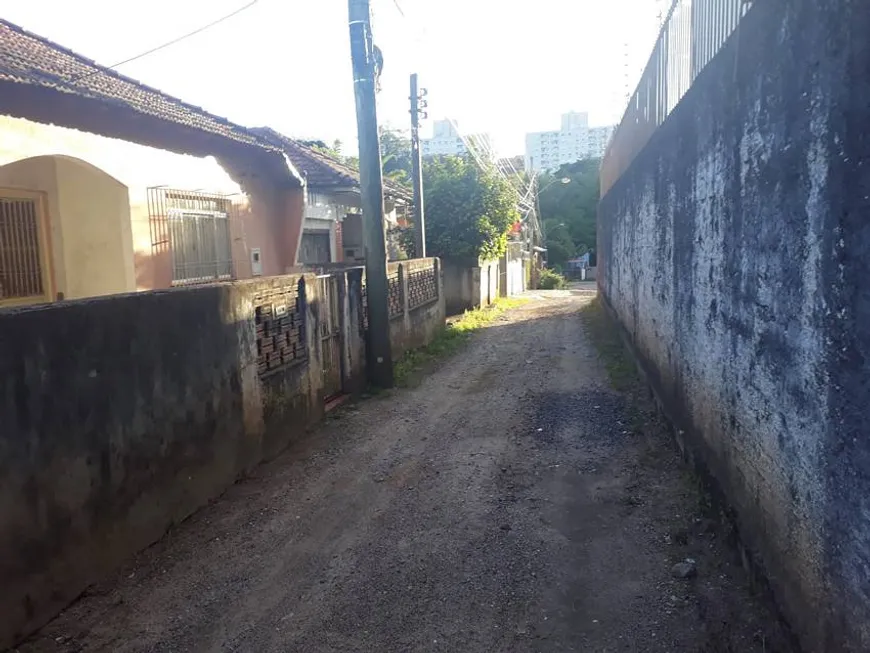 Foto 1 de Lote/Terreno à venda, 240m² em Glória, Porto Alegre