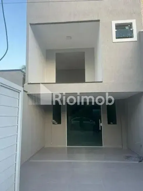 Foto 1 de Casa com 2 Quartos à venda, 120m² em Jacarepaguá, Rio de Janeiro