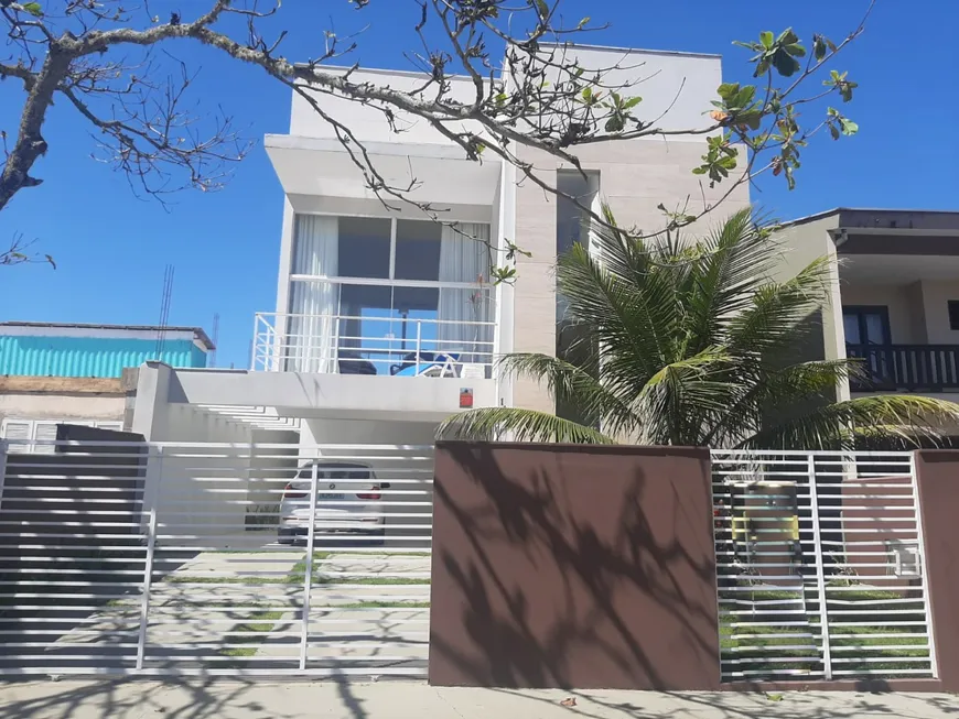 Foto 1 de Casa com 3 Quartos à venda, 228m² em Balneário Enseada, São Francisco do Sul