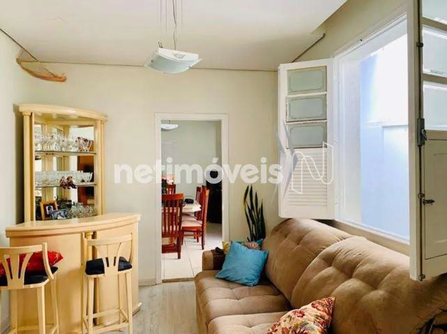 Foto 1 de Casa com 4 Quartos à venda, 300m² em Colégio Batista, Belo Horizonte