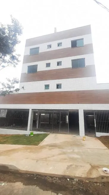 Foto 1 de Cobertura com 2 Quartos à venda, 100m² em Letícia, Belo Horizonte