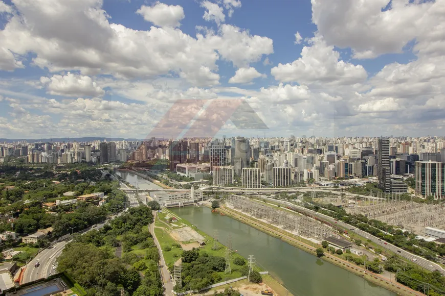 Foto 1 de Cobertura com 2 Quartos à venda, 594m² em Cidade Jardim, São Paulo