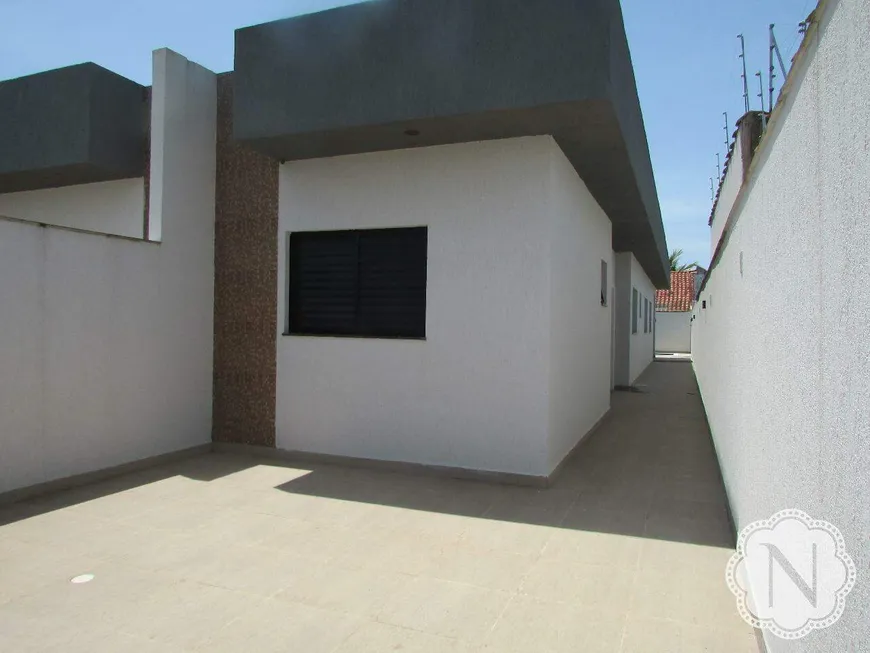 Foto 1 de Casa com 3 Quartos à venda, 76m² em Tupy, Itanhaém