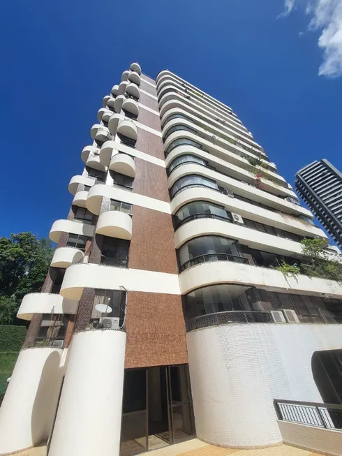 Foto 1 de Apartamento com 3 Quartos à venda, 165m² em Jardim Apipema, Salvador