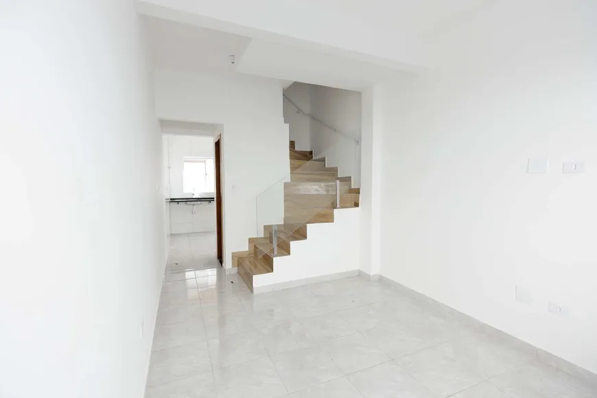 Foto 1 de Casa de Condomínio com 2 Quartos à venda, 62m² em Melvi, Praia Grande