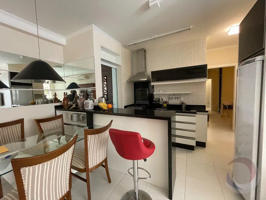 Foto 1 de Apartamento com 2 Quartos à venda, 75m² em Jurerê, Florianópolis