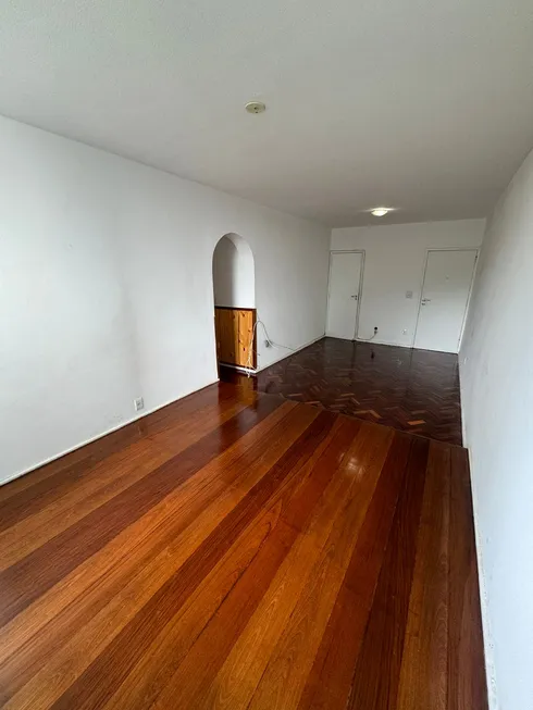 Foto 1 de Apartamento com 3 Quartos para alugar, 99m² em Botafogo, Rio de Janeiro