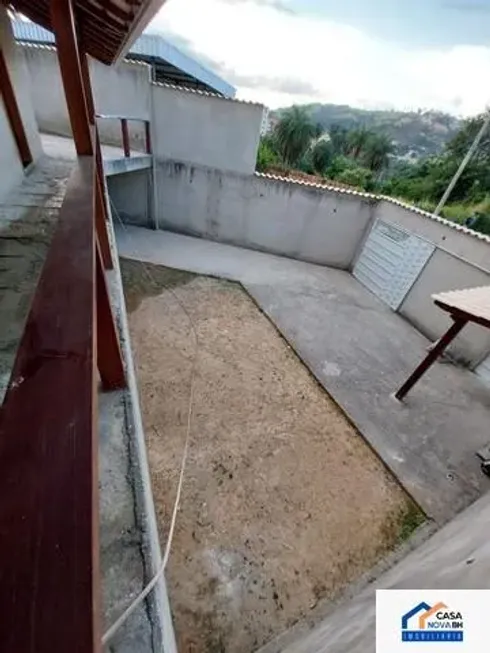 Foto 1 de Casa com 2 Quartos à venda, 263m² em Jardim Vitória, Belo Horizonte