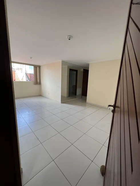 Foto 1 de Apartamento com 3 Quartos à venda, 74m² em Catole, Campina Grande