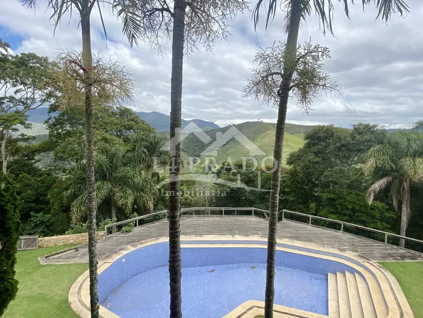 Foto 1 de Casa com 4 Quartos à venda, 900m² em Araras, Petrópolis