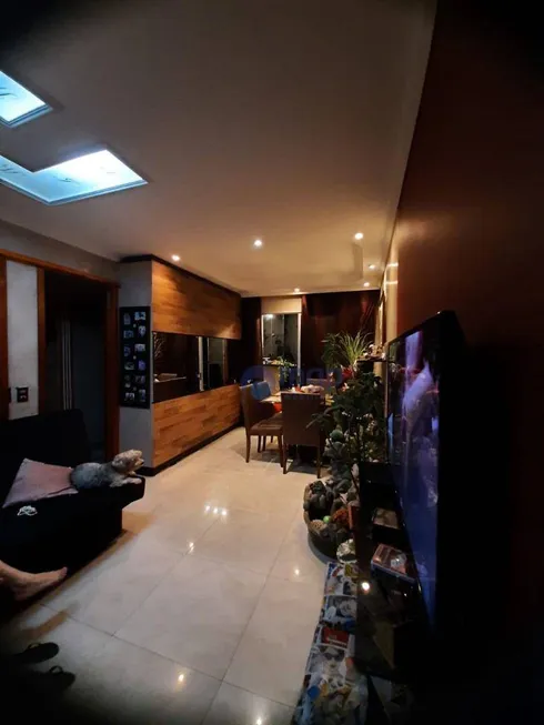 Foto 1 de Apartamento com 3 Quartos à venda, 64m² em Vila Leonor, São Paulo