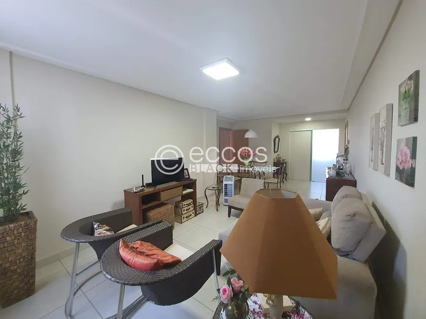 Foto 1 de Apartamento com 3 Quartos à venda, 102m² em Santa Mônica, Uberlândia