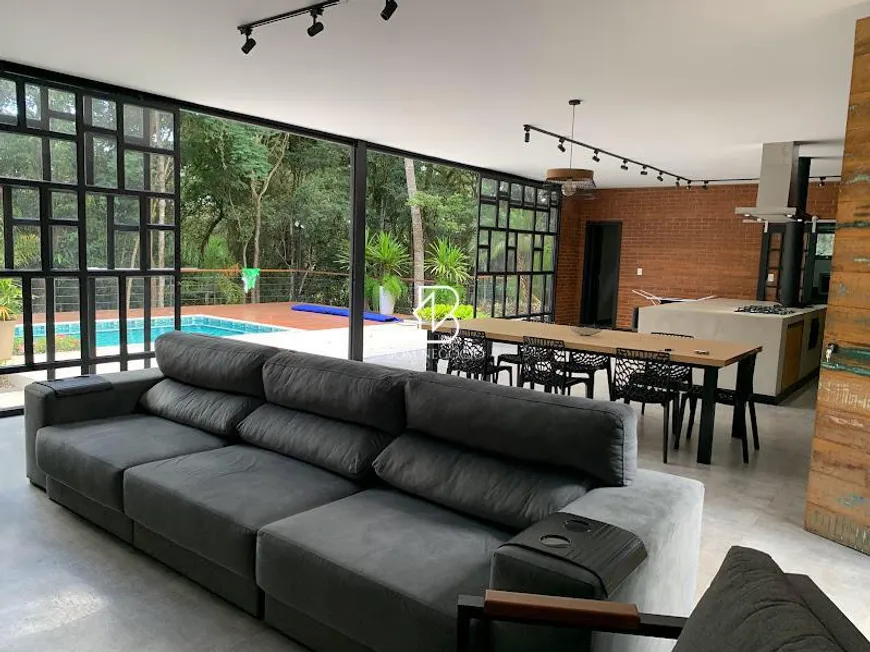 Foto 1 de Casa de Condomínio com 5 Quartos à venda, 1000m² em Recanto Da Aldeia, Brumadinho