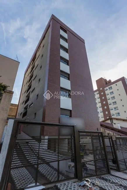 Foto 1 de Apartamento com 2 Quartos à venda, 74m² em Santana, Porto Alegre