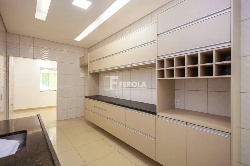 Foto 1 de Casa com 3 Quartos à venda, 200m² em Setor Leste, Gama
