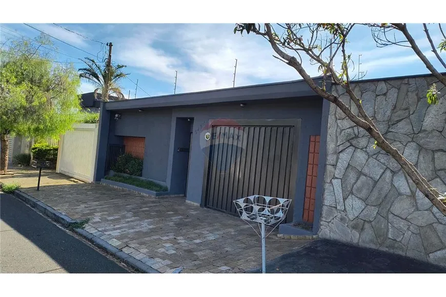 Foto 1 de Casa com 5 Quartos à venda, 179m² em Jardim Califórnia, Ribeirão Preto