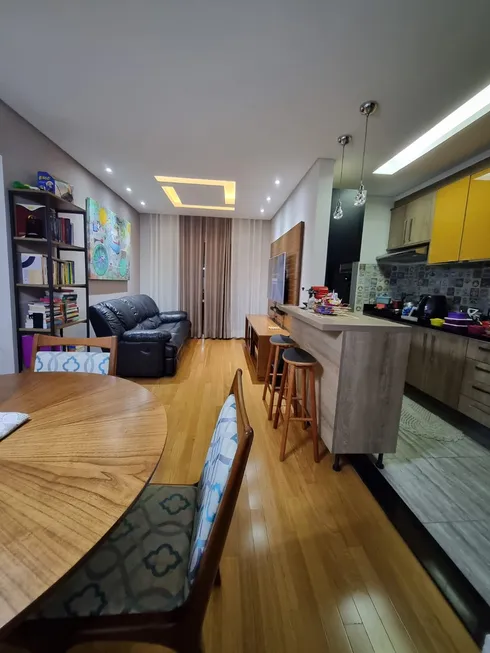Foto 1 de Apartamento com 2 Quartos à venda, 69m² em Jardim Tupanci, Barueri