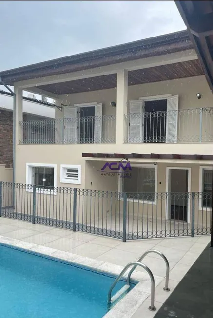 Foto 1 de Casa de Condomínio com 4 Quartos para venda ou aluguel, 536m² em Alphaville, Santana de Parnaíba