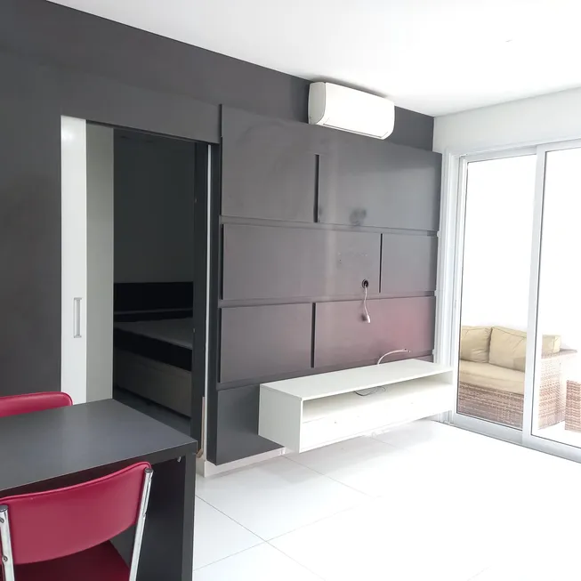 Foto 1 de Apartamento com 1 Quarto para alugar, 40m² em Jardim Anália Franco, São Paulo