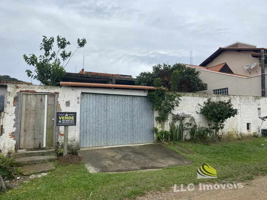 Foto 1 de Casa com 2 Quartos à venda, 275m² em Vila Santo Antônio, Imbituba